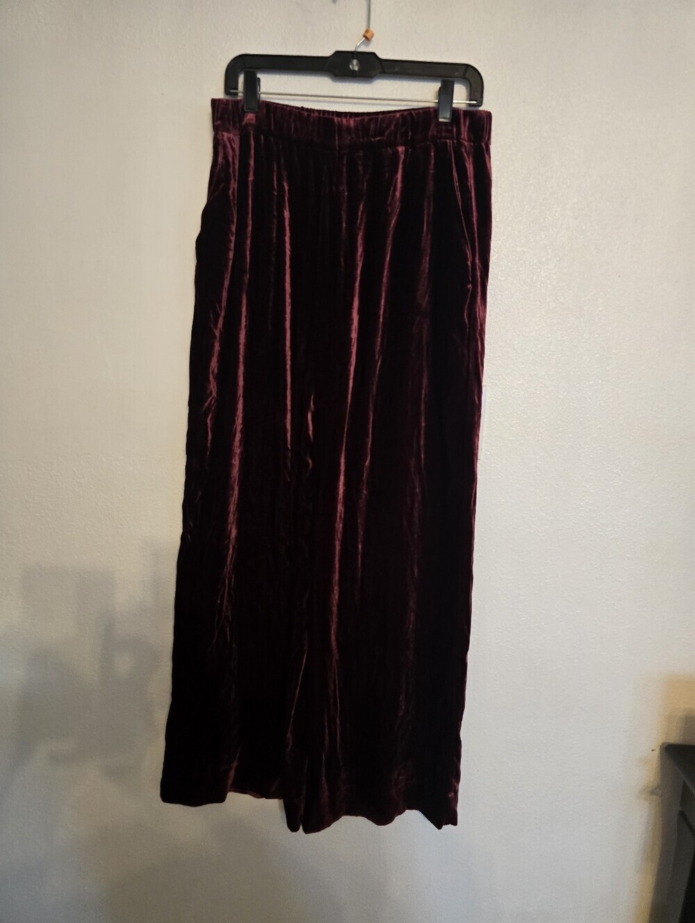 Faherty Stretch Silk Velvet Genevieve Pant Maroon Banner Size Med - Picture 3 of 15